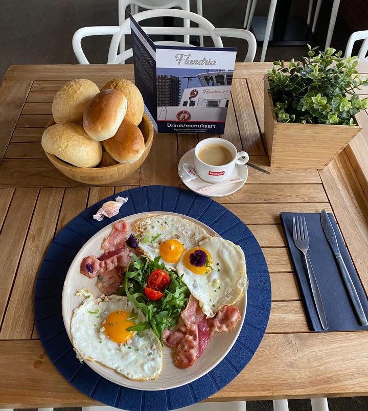 Cruise: Good morning Antwerp with breakfast