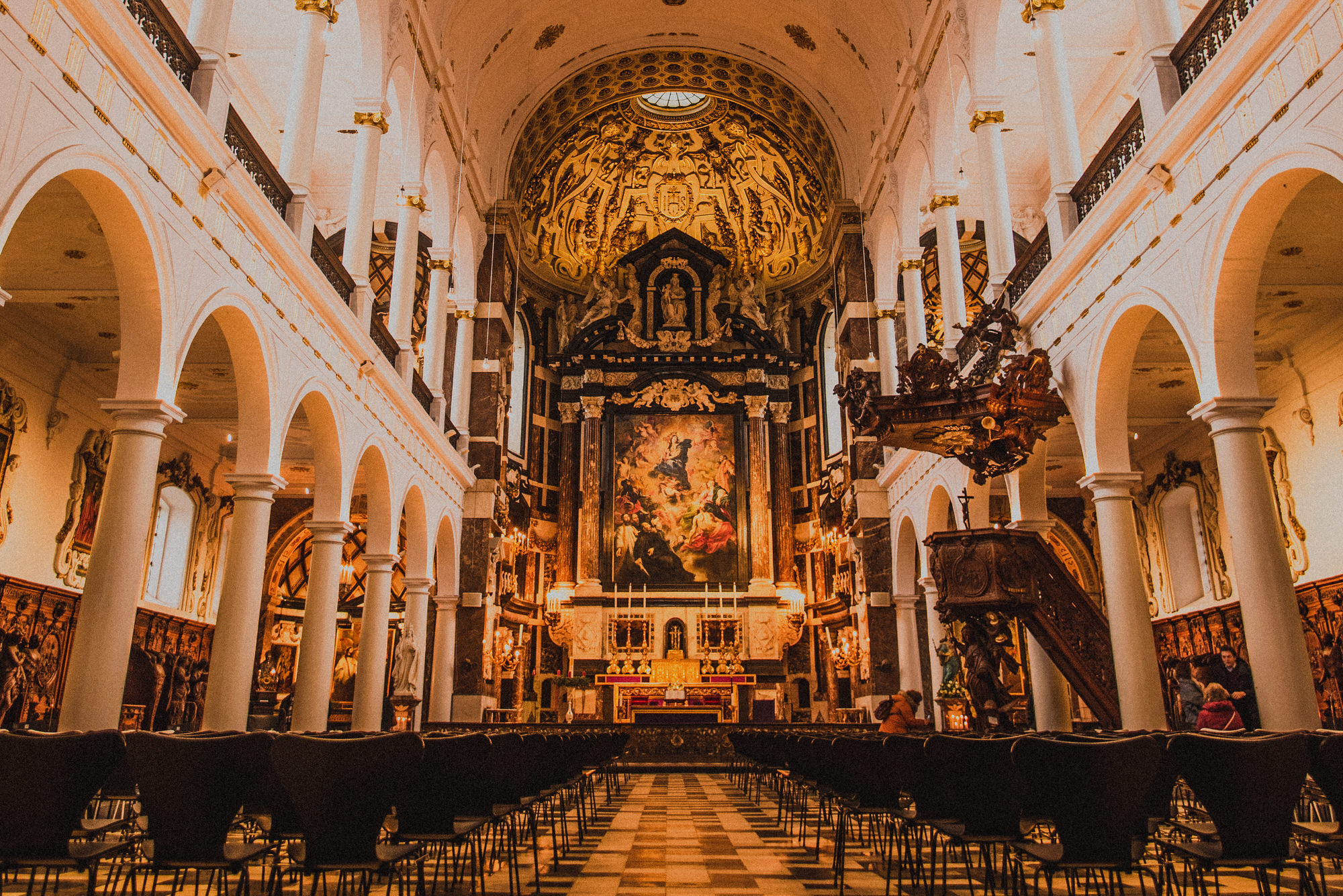 These 5 monumental churches will take your visit to Antwerp to higher spheres