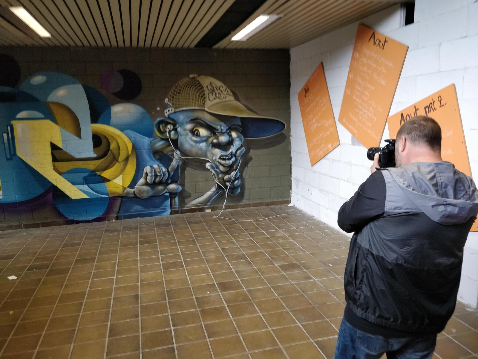 Street art tour: Antwerp city center (NL)