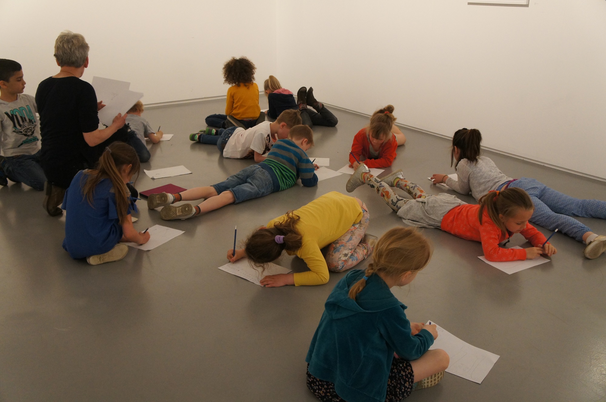 Tour and workshop in exhibition Umbau – primary education